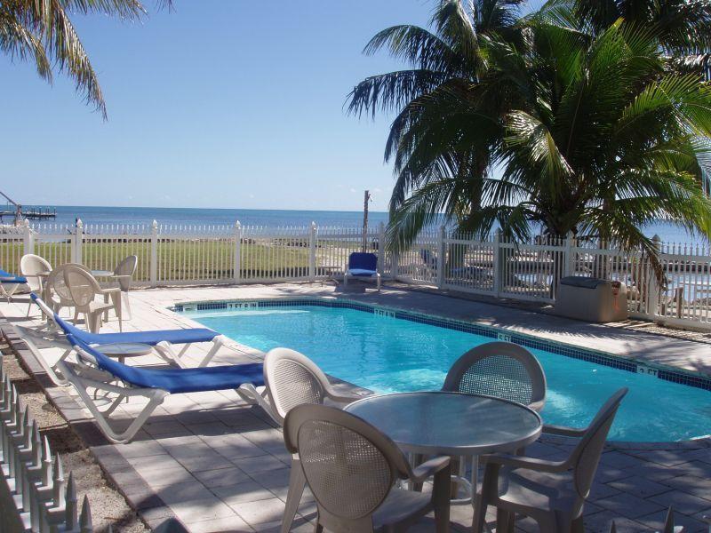 White Sands Inn Marathon Luaran gambar